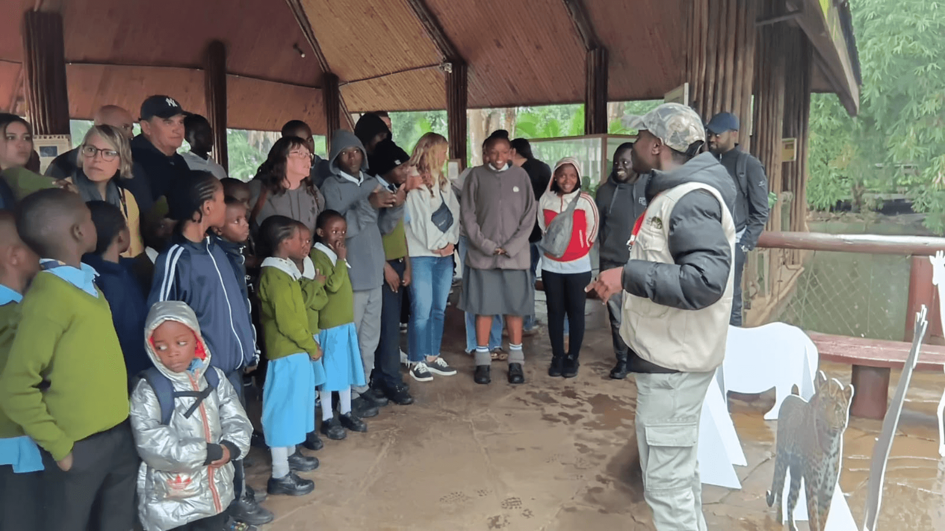 Every great safari starts with curiosity. 🐾
Today at the Nairobi Safari Walk, we shared stories about Kenya's incredible wildlife, inspired young minds, and welcomed travelers from around the world. Moments like these remind us that guiding is more than showing places—it's creating connections. 🌍🦁 – by Julius kibe