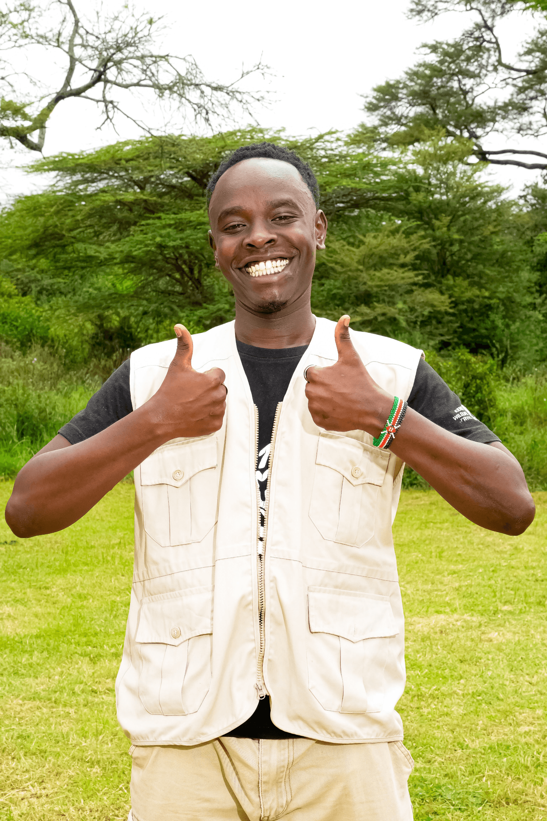 Turning curiosity into connection, one safari at a time.
Professional guide. Conservation advocate. Lifelong student of the wild.
Through join africa let's meet on the trail.
🦁🌍 – by Julius kibe